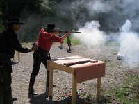 /album/fotogalerie-historicky-i-european-sass-cowboy-action-shooting-se-uskutecnil-v-italii/i-european-sass-zavod-v-italii-22-jpg/